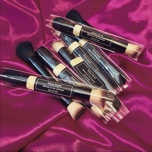 4 in 1 make up brush